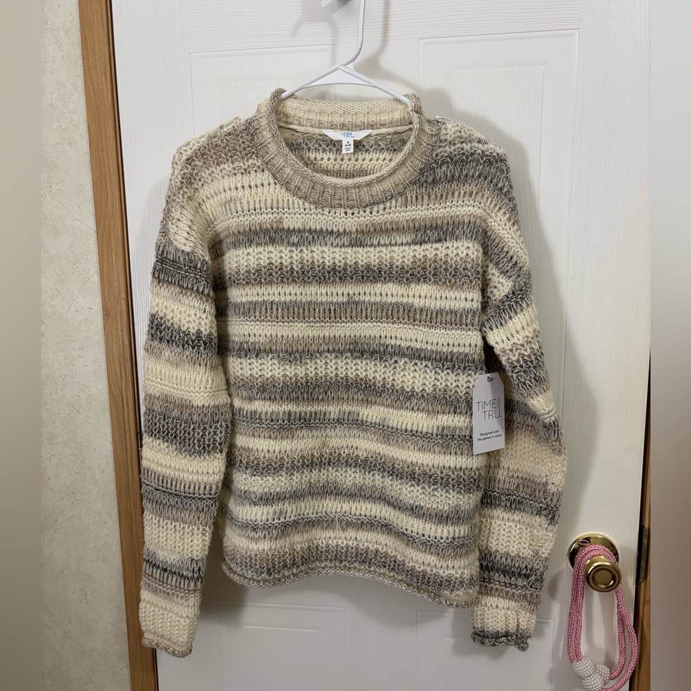 Time and Tru Crew Neck Sweater cream & grey